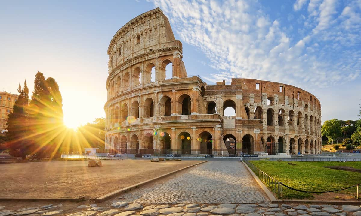 10 Famous Roman Amphitheaters